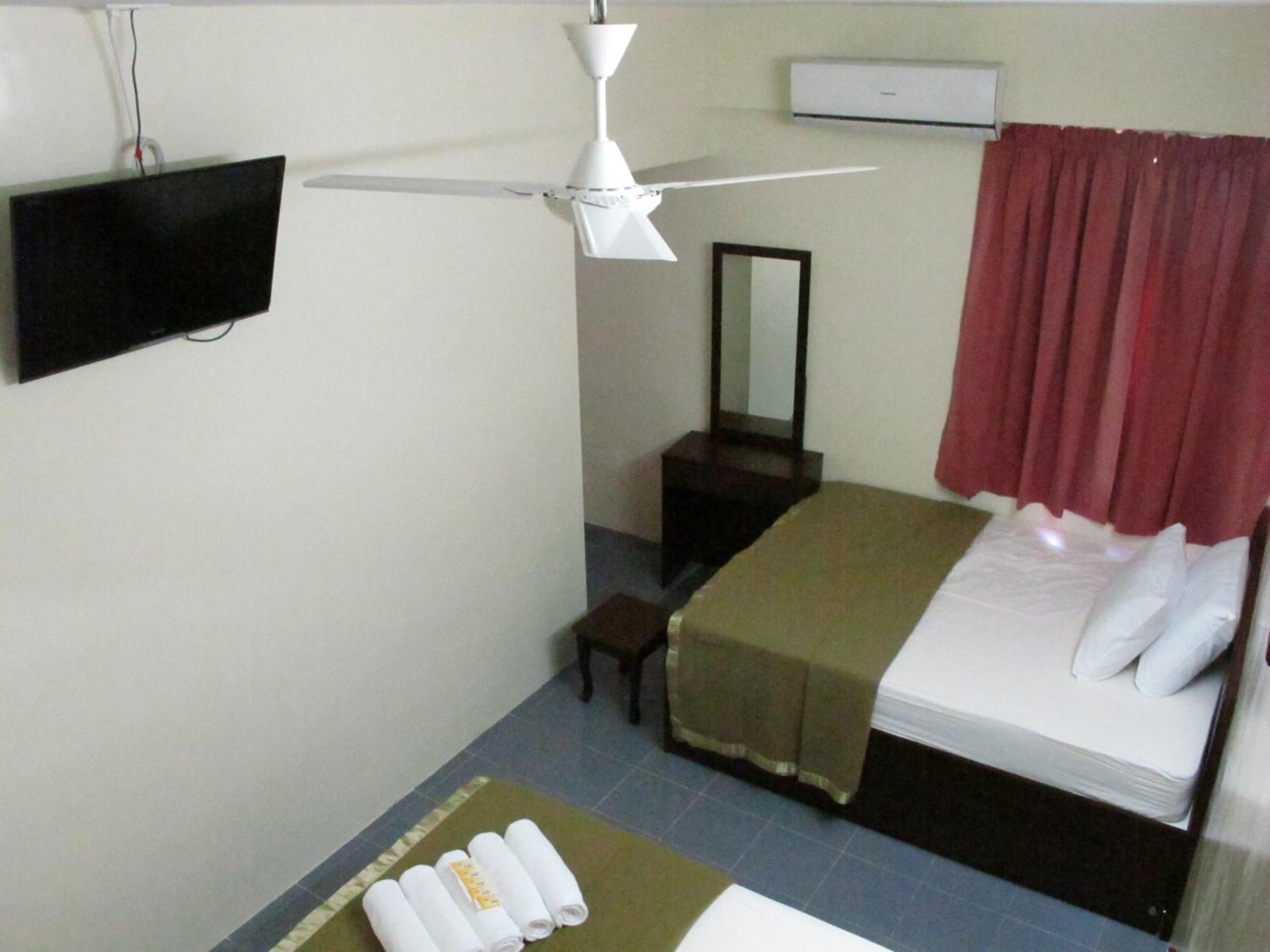 Broadway Budget Hotel George Town Chambre photo